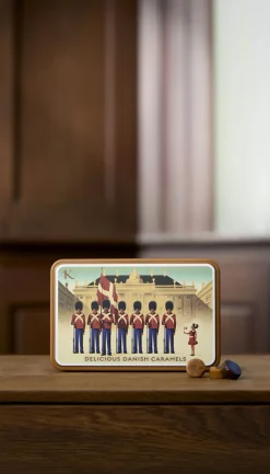 Amalienborg, Bokul blanding Signature