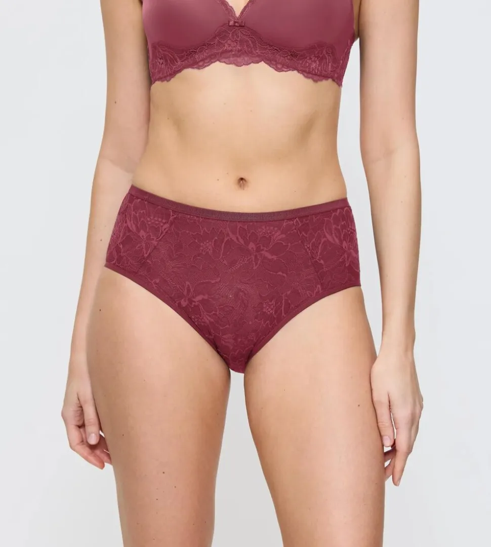 Amourette Charm T Maxi02