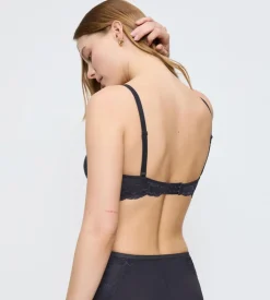 Amourette Charm T W02