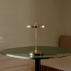 Asteria Move Monochrome