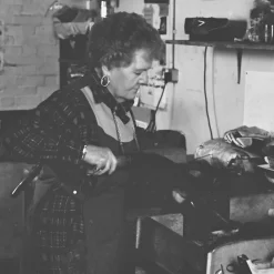 B1M - Large Extra Military Dark Ruby