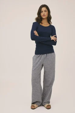 Celia 3 - 100% RWS Merino Wool