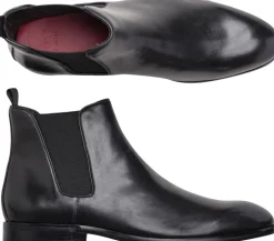 Chelsea boot