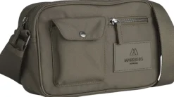 DarlaMBG Crossb. , Monochrome