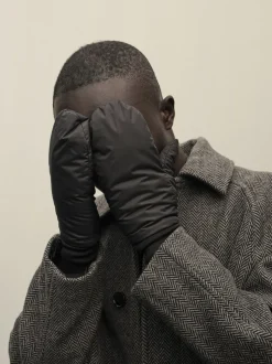 Day GW RE-No Rain Mittens