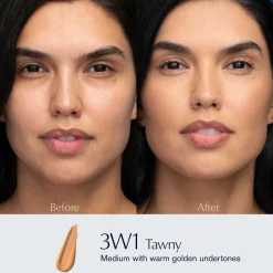 Double Wear Stay-In-Place Matte Powder Foundation