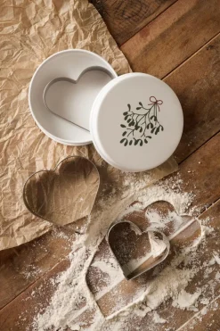 Dåse m/3 hjerte-kageudstikkere, mistelten