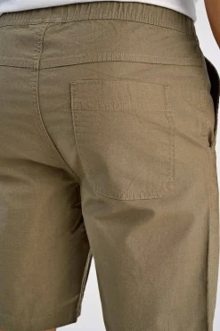 Elastic waist shorts