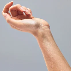 Final Touch™ Silver Glitter Spray