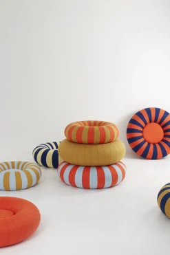 FLOAT, SMALL, OCHRE/RED