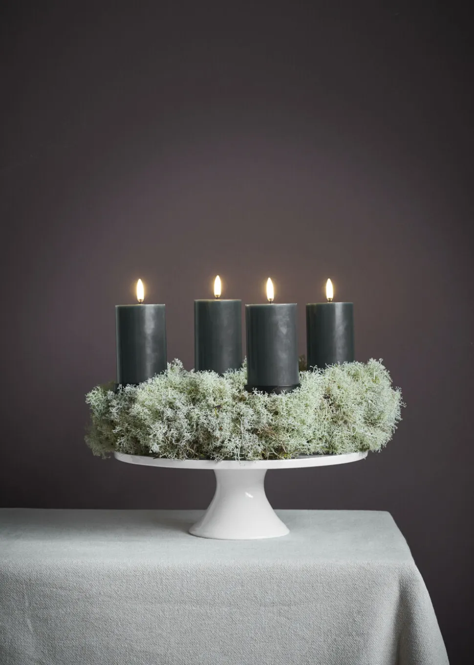 Giftbox w. spike, remote, LED pillar candle, Pine green, Smo