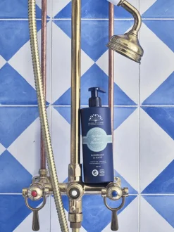 Herbal Mint Shampoo 390 ml.