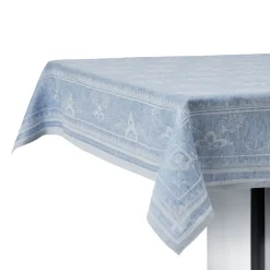 Heritage dug, 270 X 144 cm