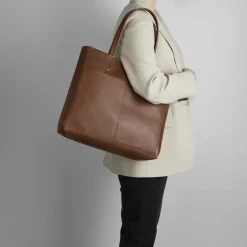 JaydaMBG Shopper, Antique