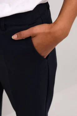 KAsakura HW Cropped Pants