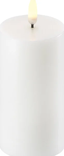 LED Pillar Candle - Nordic White - 5,8 x 10 cm
