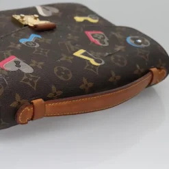 Louis Vuitton Pochette Métis