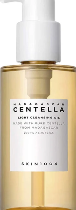 Madagascar Centella Light Cleansing Oil