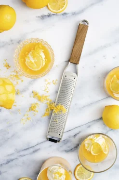 Master rivejern zester fin