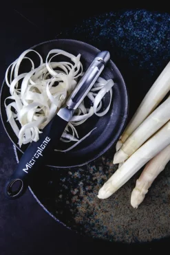 Microplane Professional Peeler