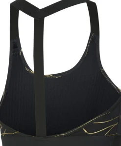 Nike Swoosh Icon Clash