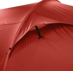 Quantum 20. 3, kuppeltelt med to rum