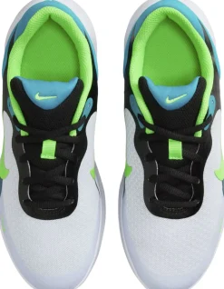 Revolution 7 sneakers