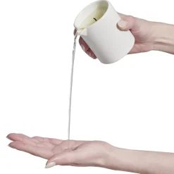 Rub Me Tender - Relaxing Massage candle with Guasha stone 10