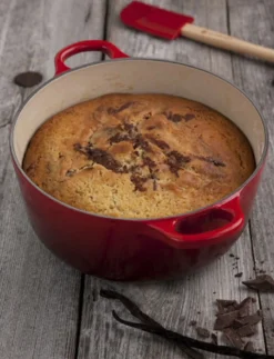 Rund støbejernsgryde 4,2L Cerise