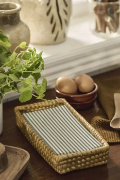 Serviet m/grønne striber 16 stk pr pakke