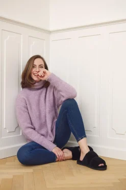 Slippers Straps (of 100% New Zealand Sheepskin) Black