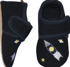Space wool slippers