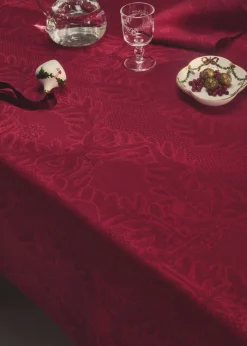 Stjerne Riflet Jul dug, rød, 145 x 270 cm