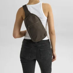 Trekmbg Sling Bag, Rubber