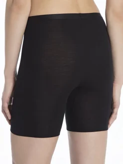 True Confidence Shorts