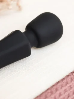 Tulsi Magic Wand Vibrator