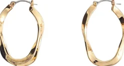 Twisted hoop earrings