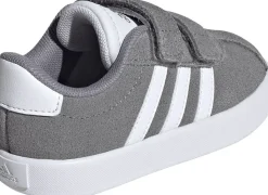 VL Court 3. 0 Sneakers