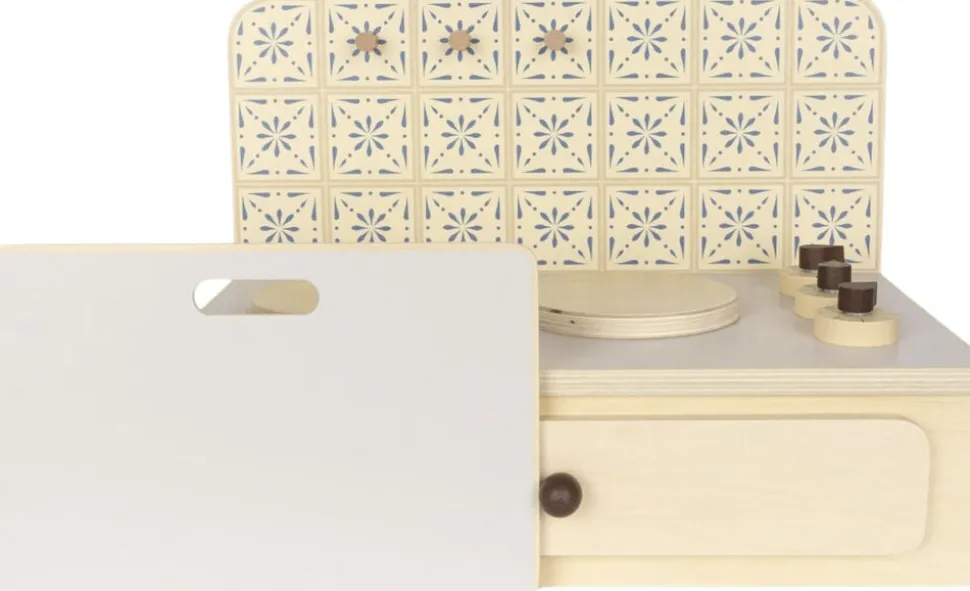 WOODEN TABLE KITCHEN